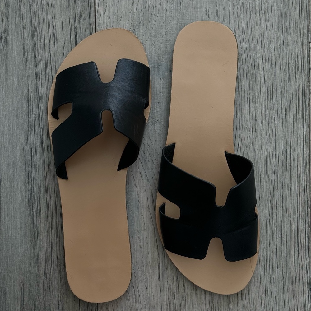 Lulus Sandals - Picture 2 of 2